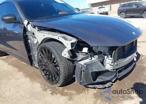 2021 Maserati Levante from USA, damaged, VIN ZN661XUA2MX359655